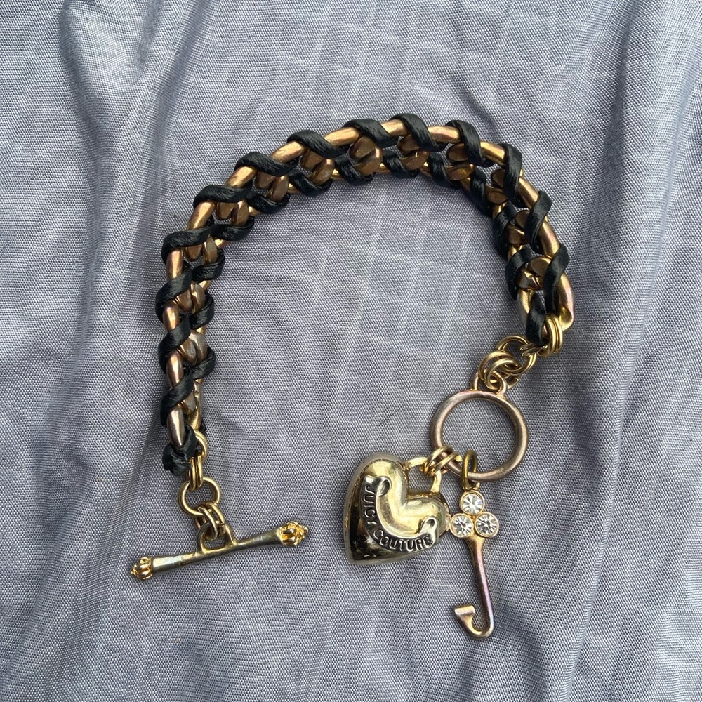 Vintage Juicy Couture heart bracelet heart
